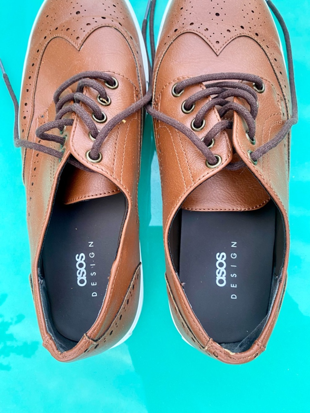 ASOS Tan Leather Wingtip with White Sole - Picture 3 of 4